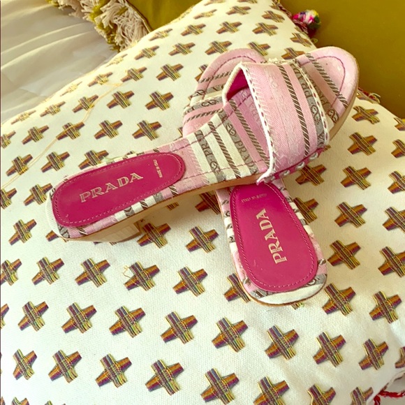 Prada sandals - Picture 1 of 3